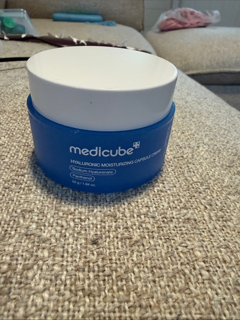 Medicube Hyaluronic Moisturizing Capsule Cream